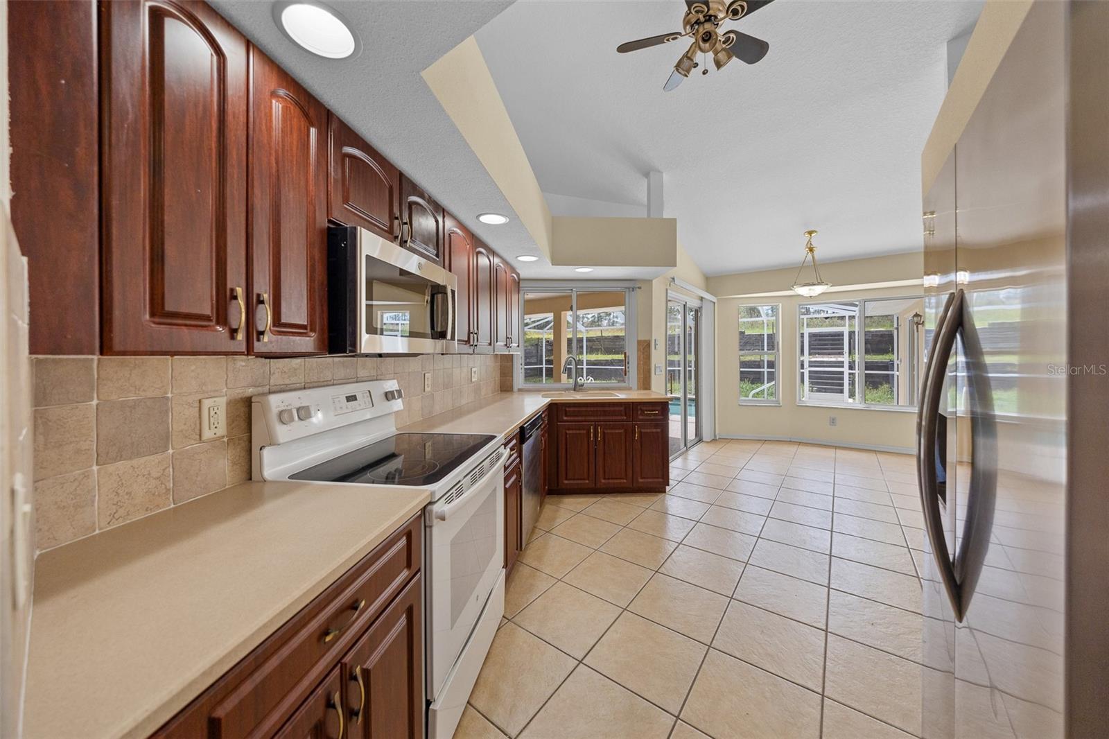 Image 26 of 46 For 8306 Vince Drive