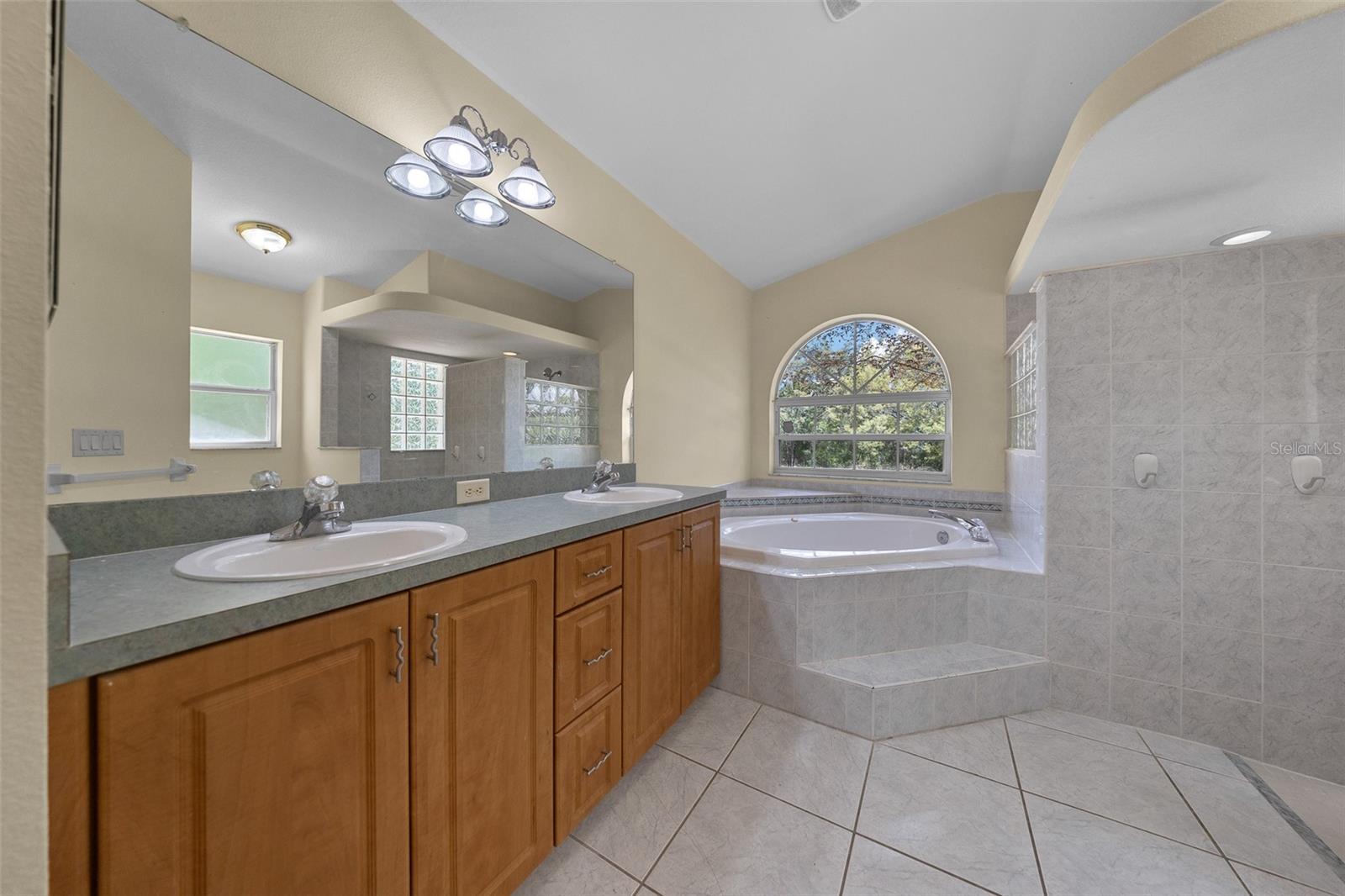 Image 35 of 46 For 8306 Vince Drive