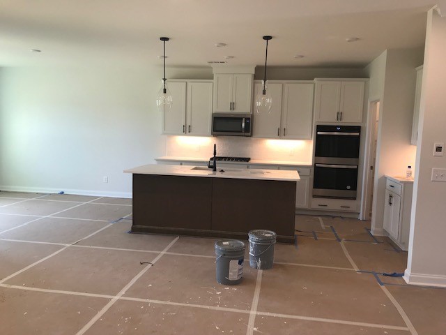 Image 18 of 25 For 12830 Kenwood Lane