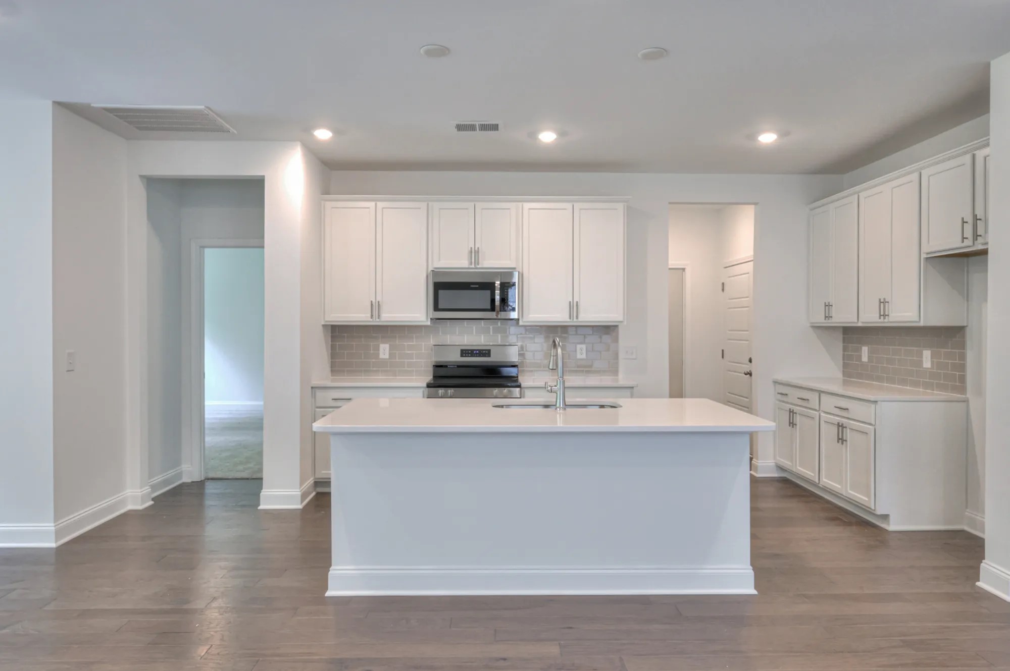 Image 12 of 14 For 624 10th Boulevard