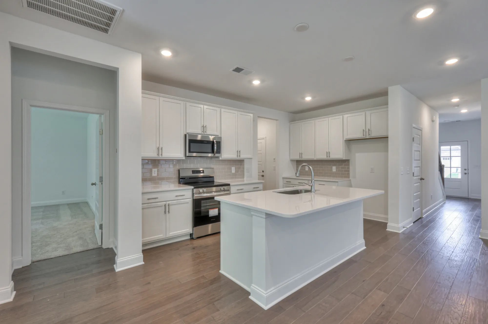 Image 13 of 14 For 624 10th Boulevard