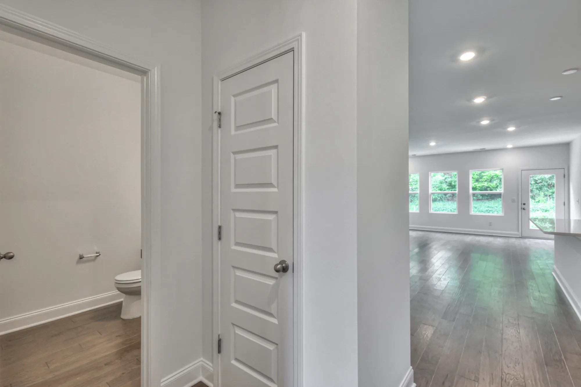 Image 9 of 14 For 624 10th Boulevard