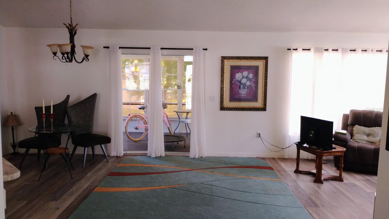 Image 14 of 23 For 11591 78th Avenue