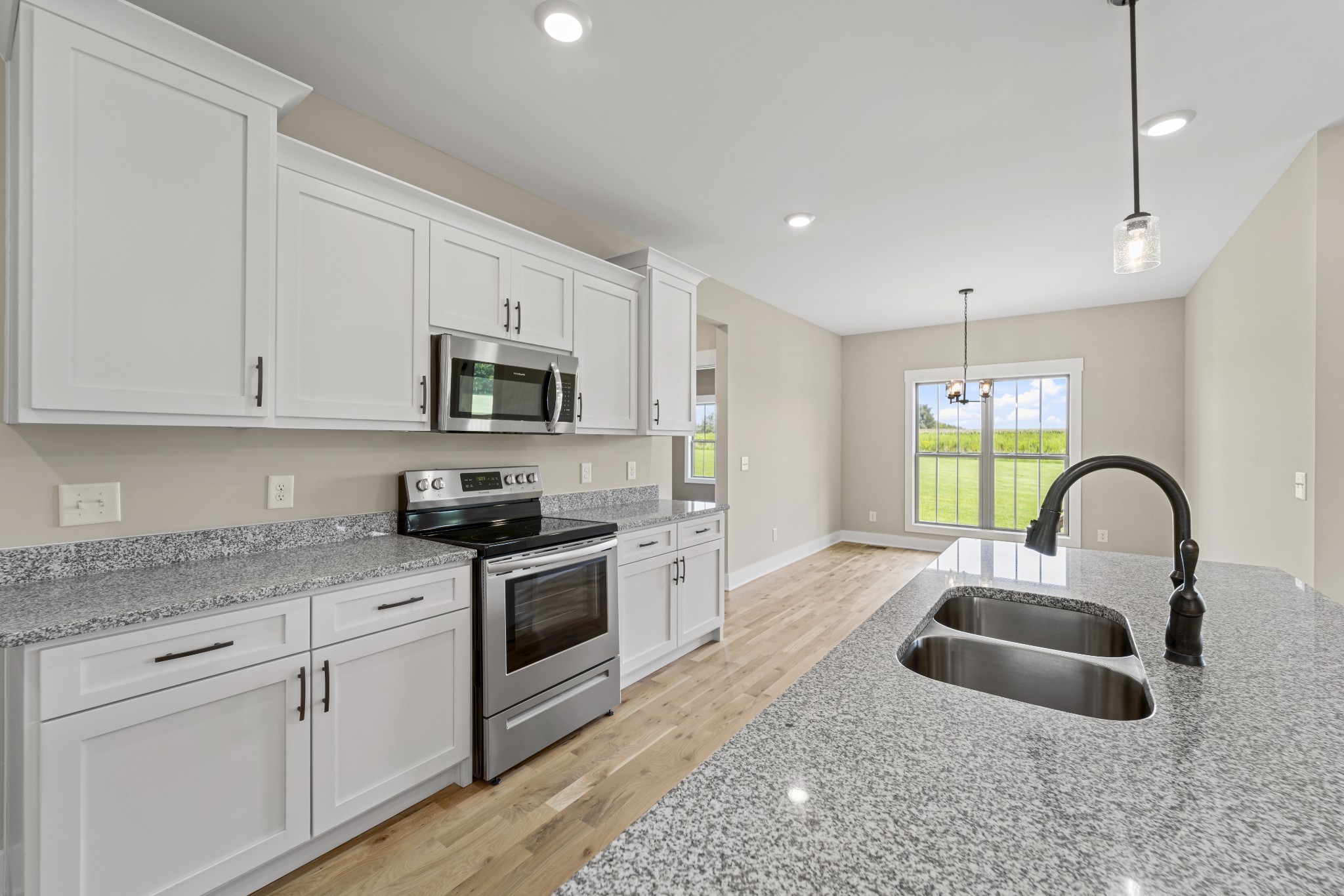 Image 3 of 5 For  Sw 181st Ct  