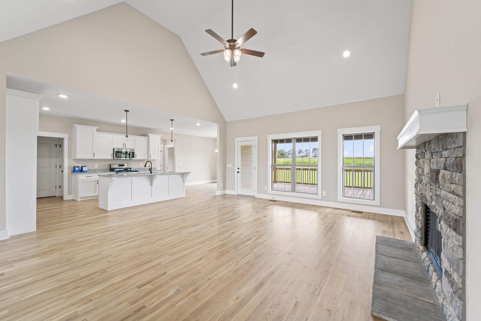 Image 4 of 5 For  Sw 181st Ct  