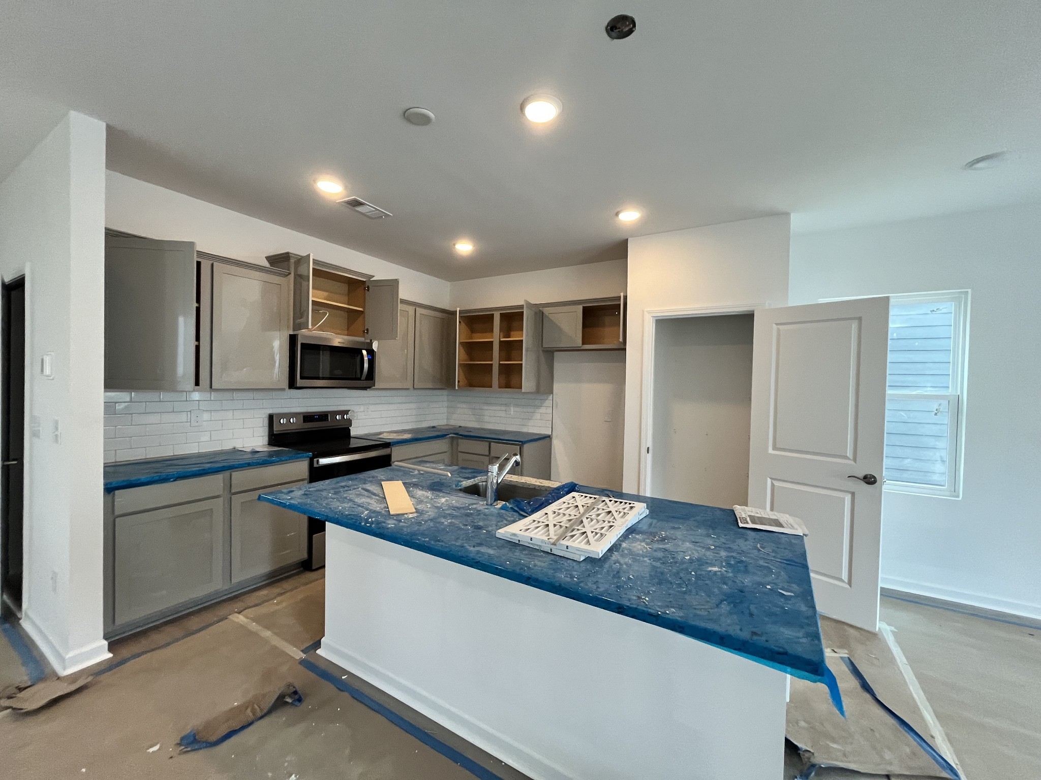 Image 16 of 35 For 4398 29th Street