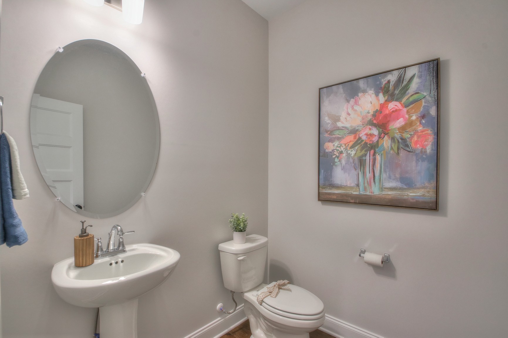 Image 8 of 13 For 8755 Juniper Road