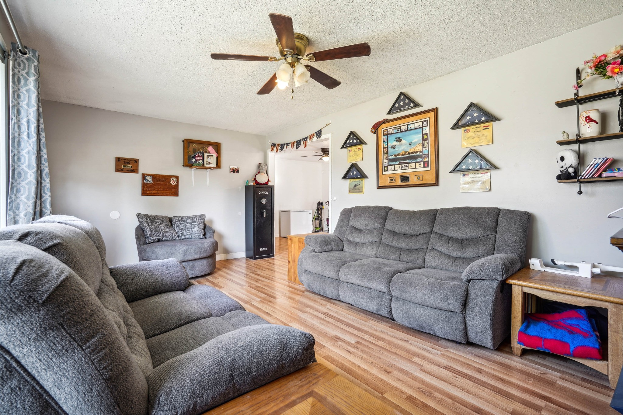 Image 10 of 31 For 15071 16 Place