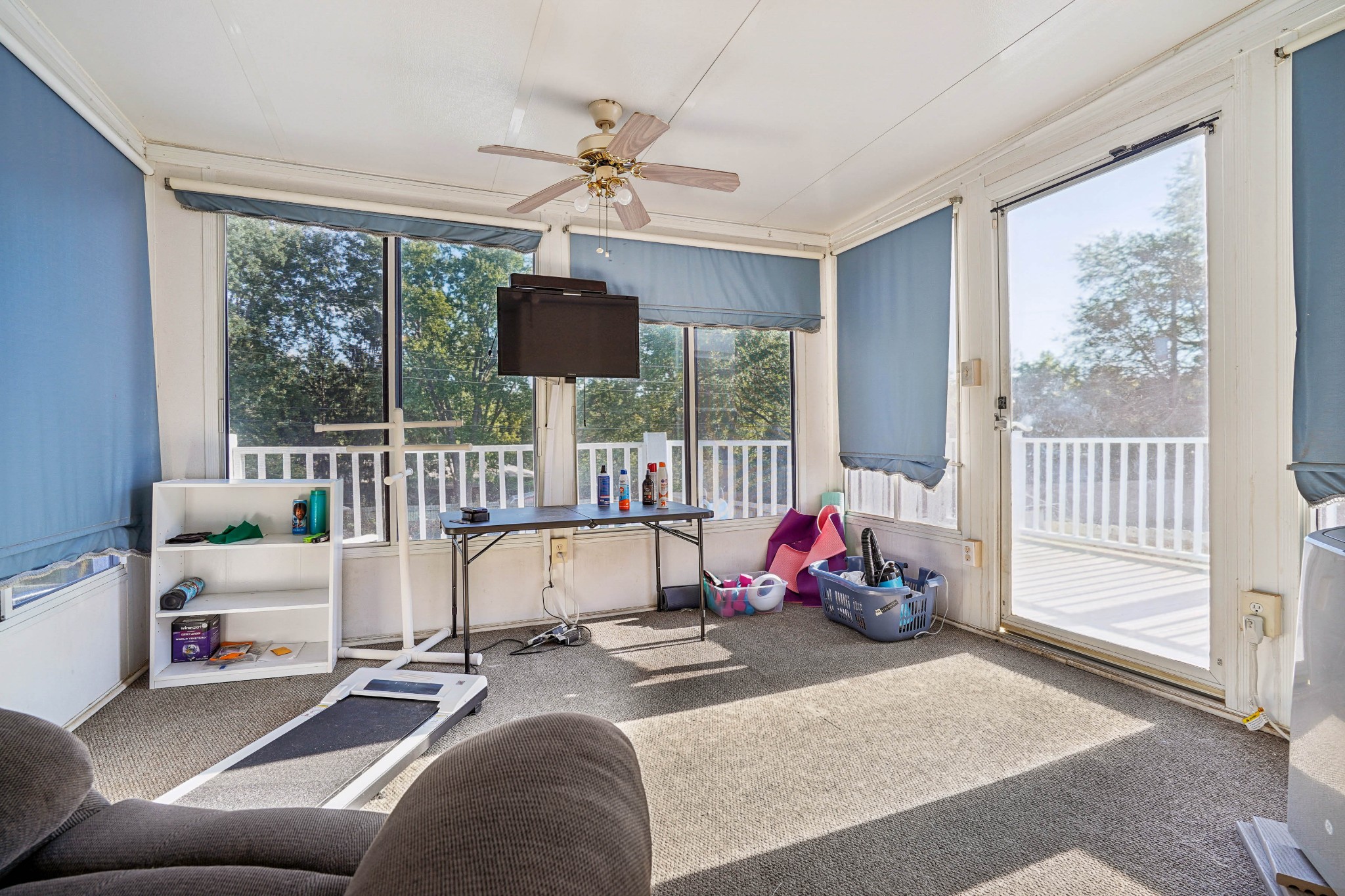 Image 15 of 31 For 15071 16 Place