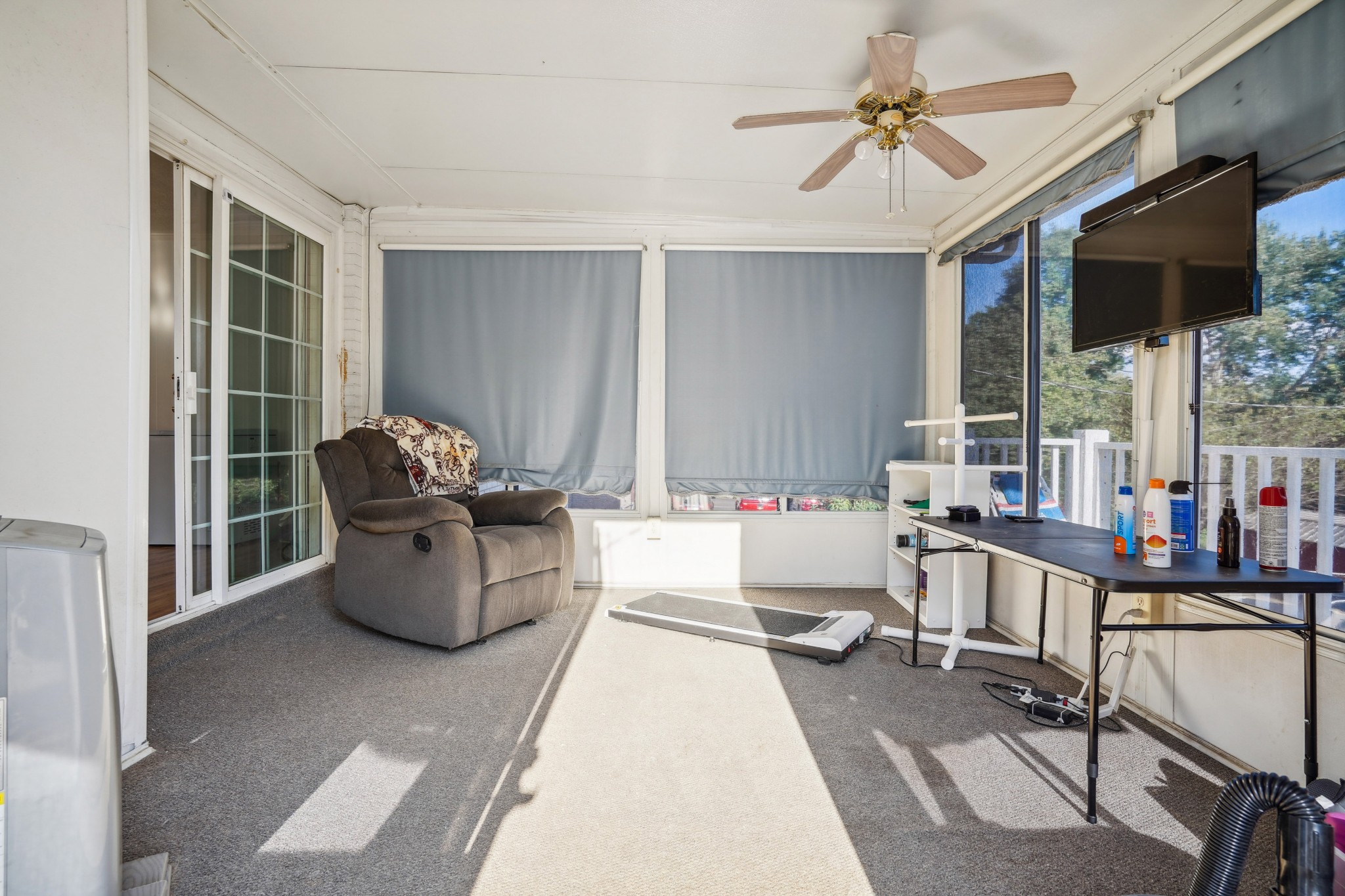 Image 16 of 31 For 15071 16 Place