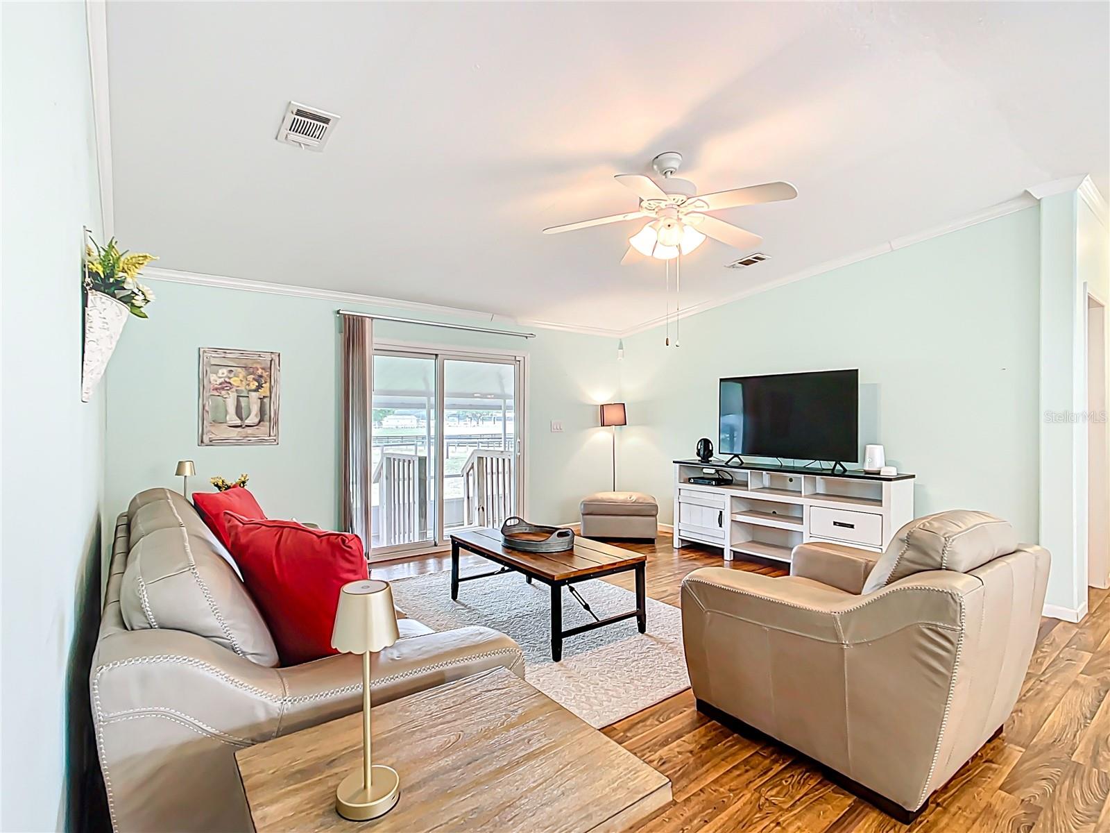 Image 11 of 89 For 10498 18th Terrace