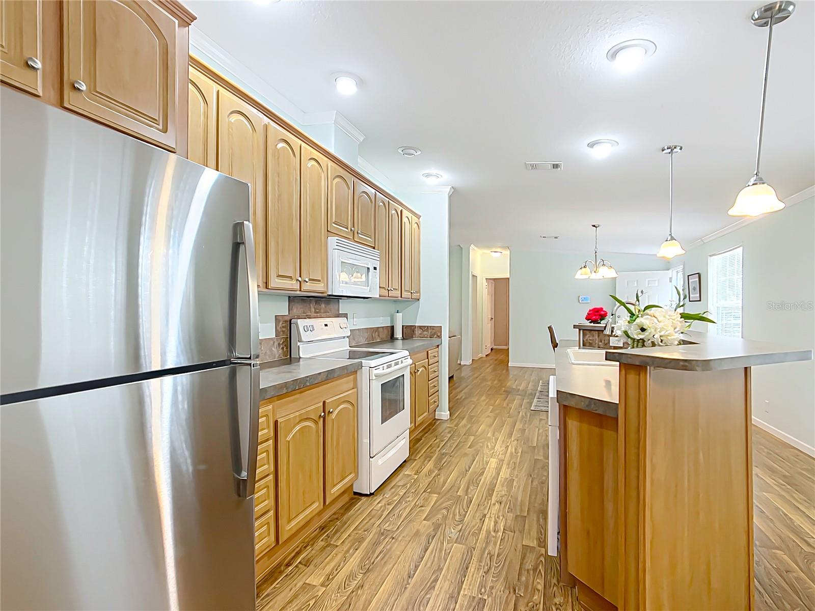 Image 18 of 89 For 10498 18th Terrace