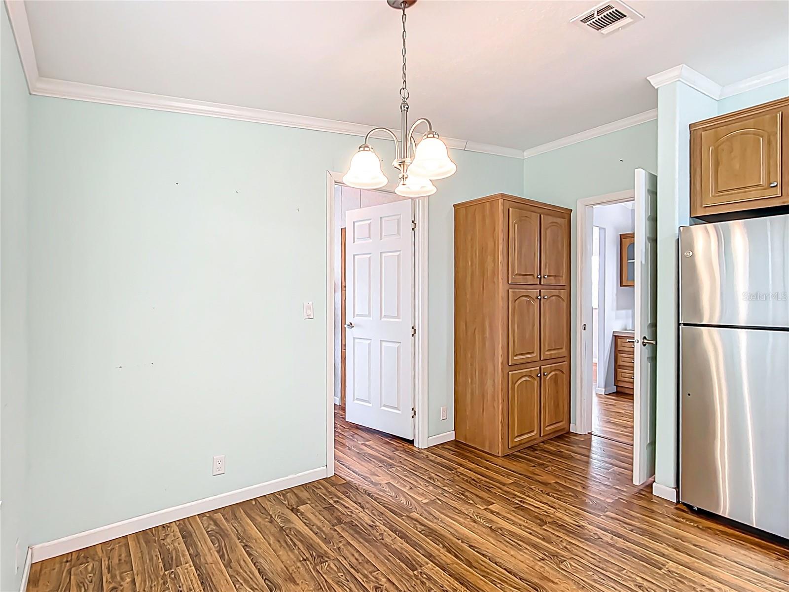 Image 20 of 89 For 10498 18th Terrace
