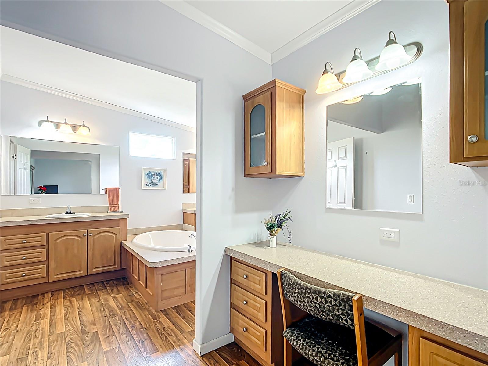 Image 30 of 89 For 10498 18th Terrace