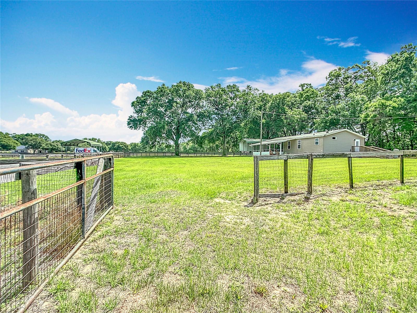 Image 45 of 89 For 10498 18th Terrace