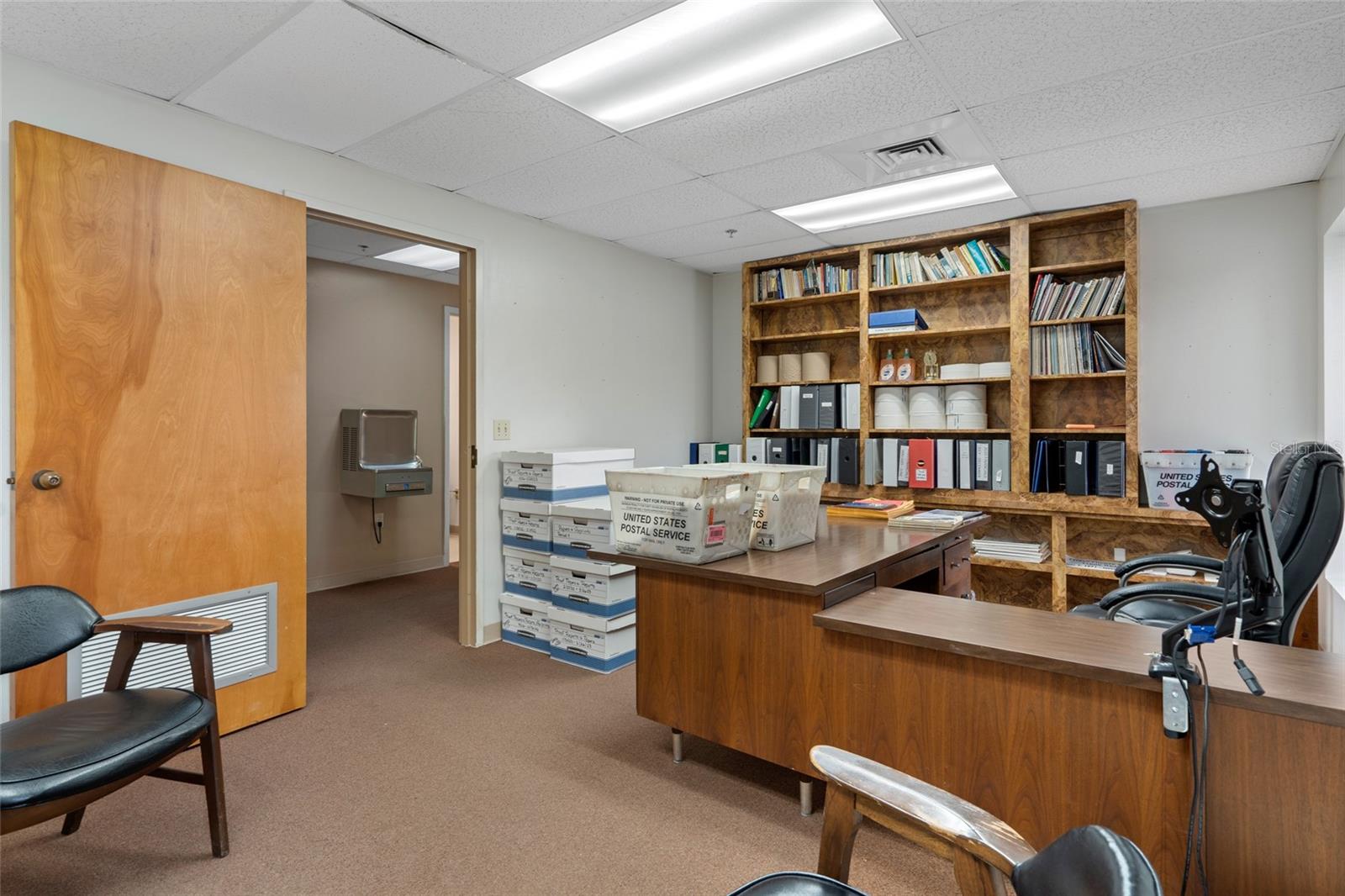 Listing photo id 22 for 1624 Meadowcrest Boulevard 2