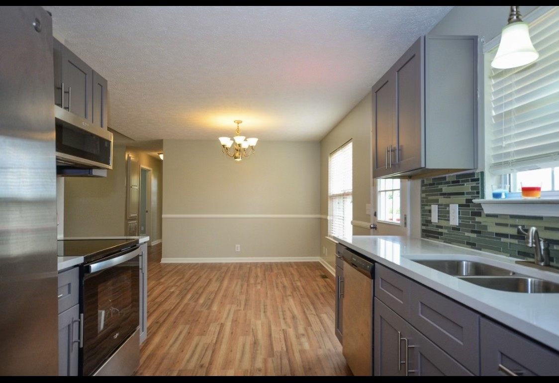 Image 5 of 9 For 0 Marion Oaks Manor