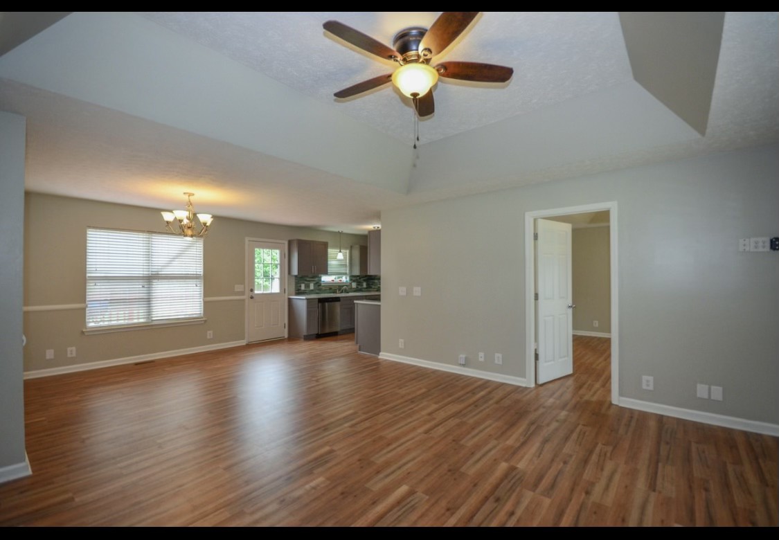Image 6 of 9 For 0 Marion Oaks Manor