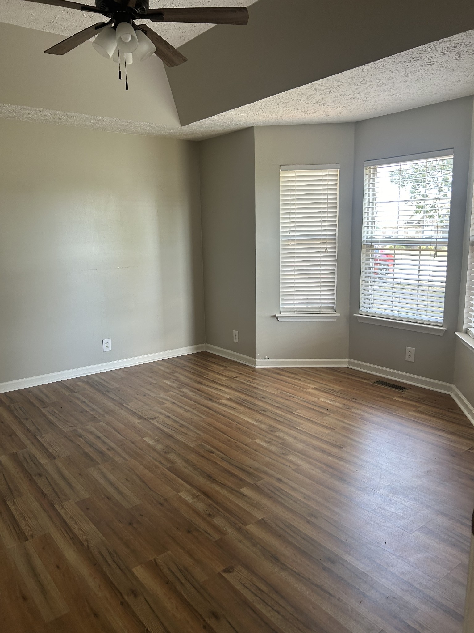 Image 9 of 9 For 0 Marion Oaks Manor