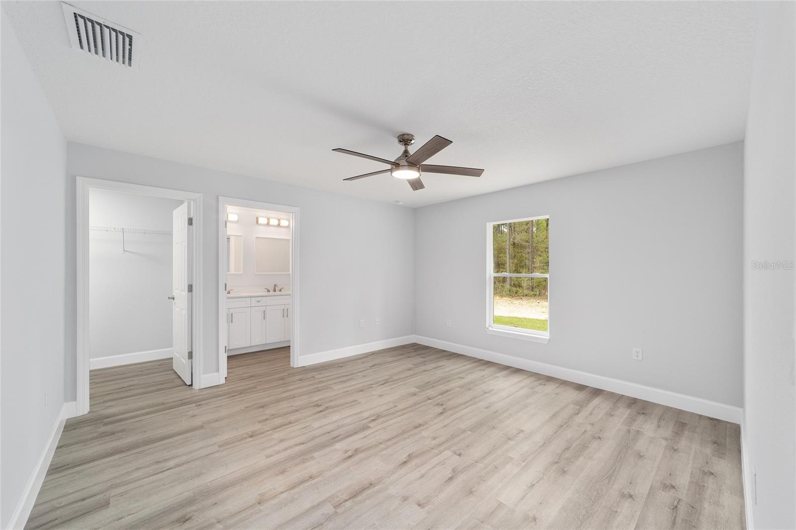 Image 16 of 28 For 15840 38 Place
