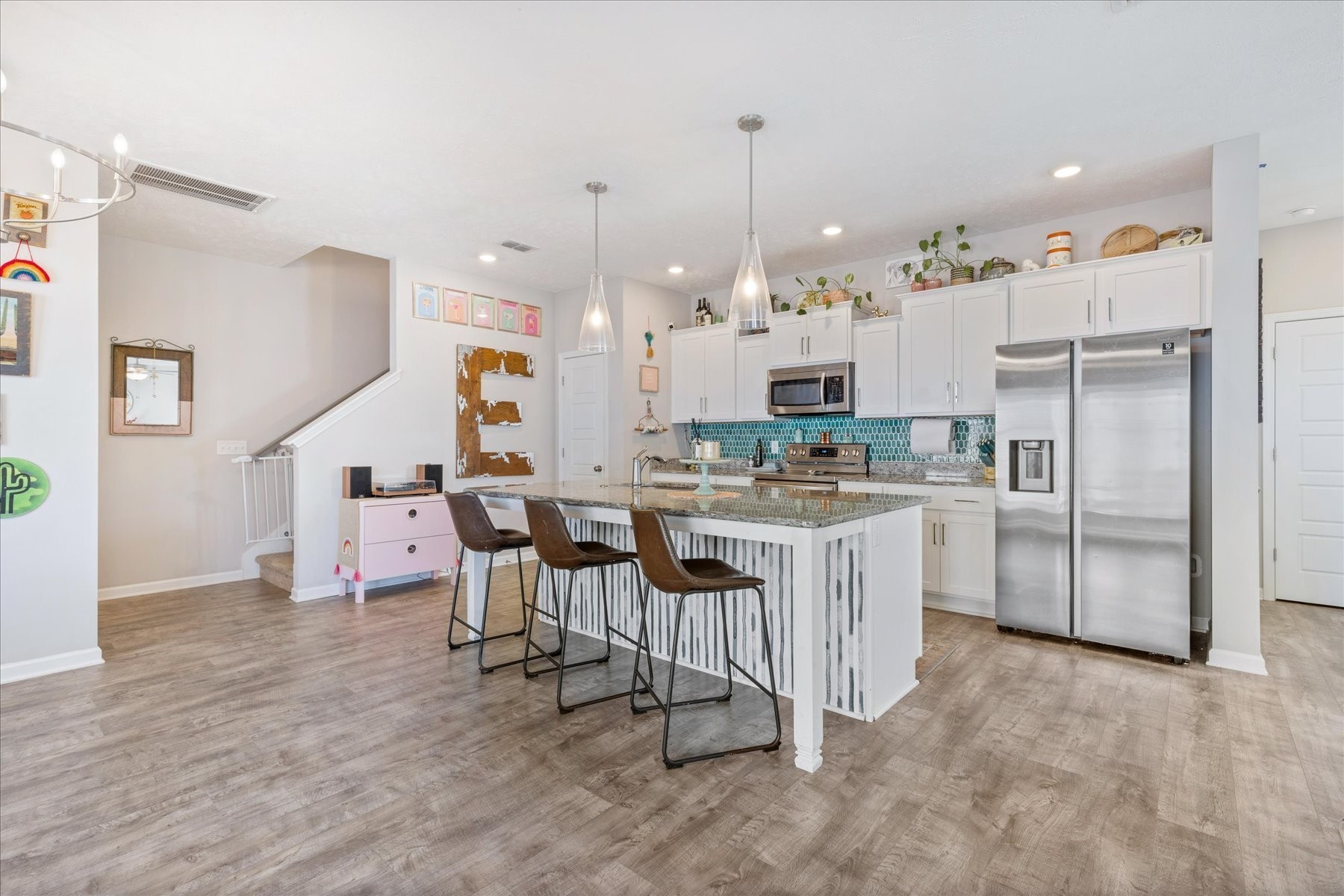 Image 4 of 34 For 15854 38 Place