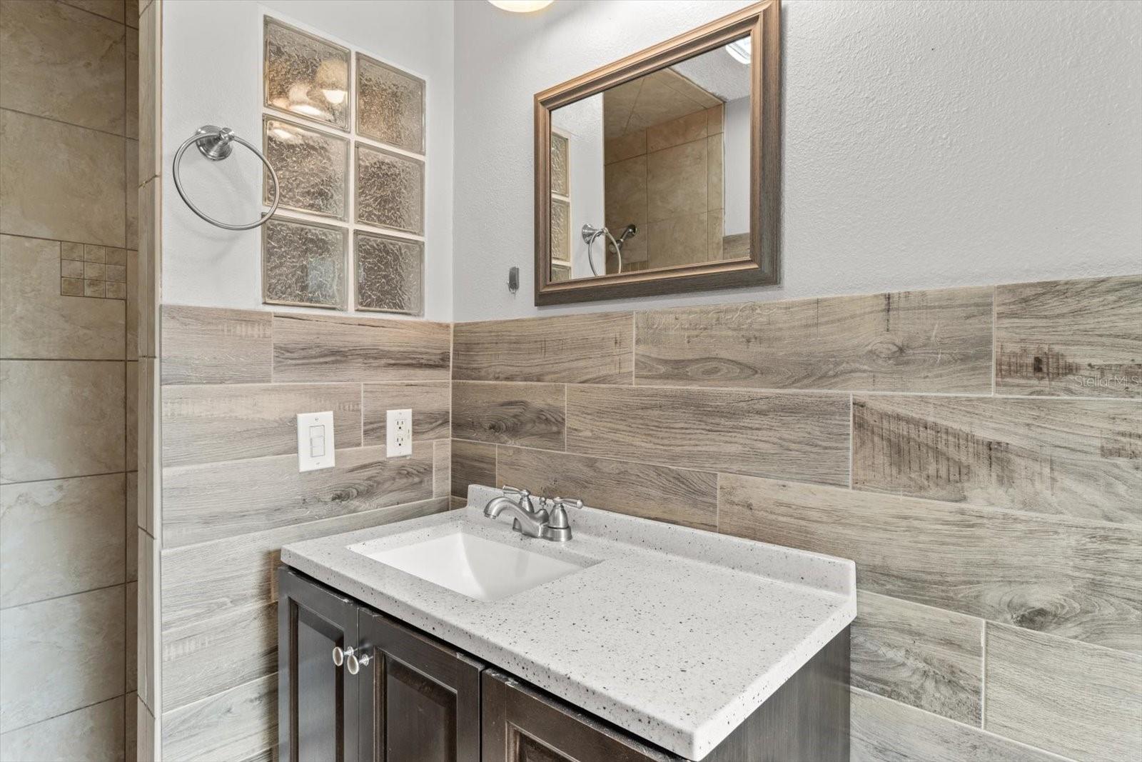Listing photo id 20 for 11 Sweetgum Court S