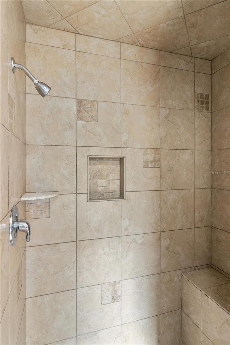 Listing photo id 21 for 11 Sweetgum Court S
