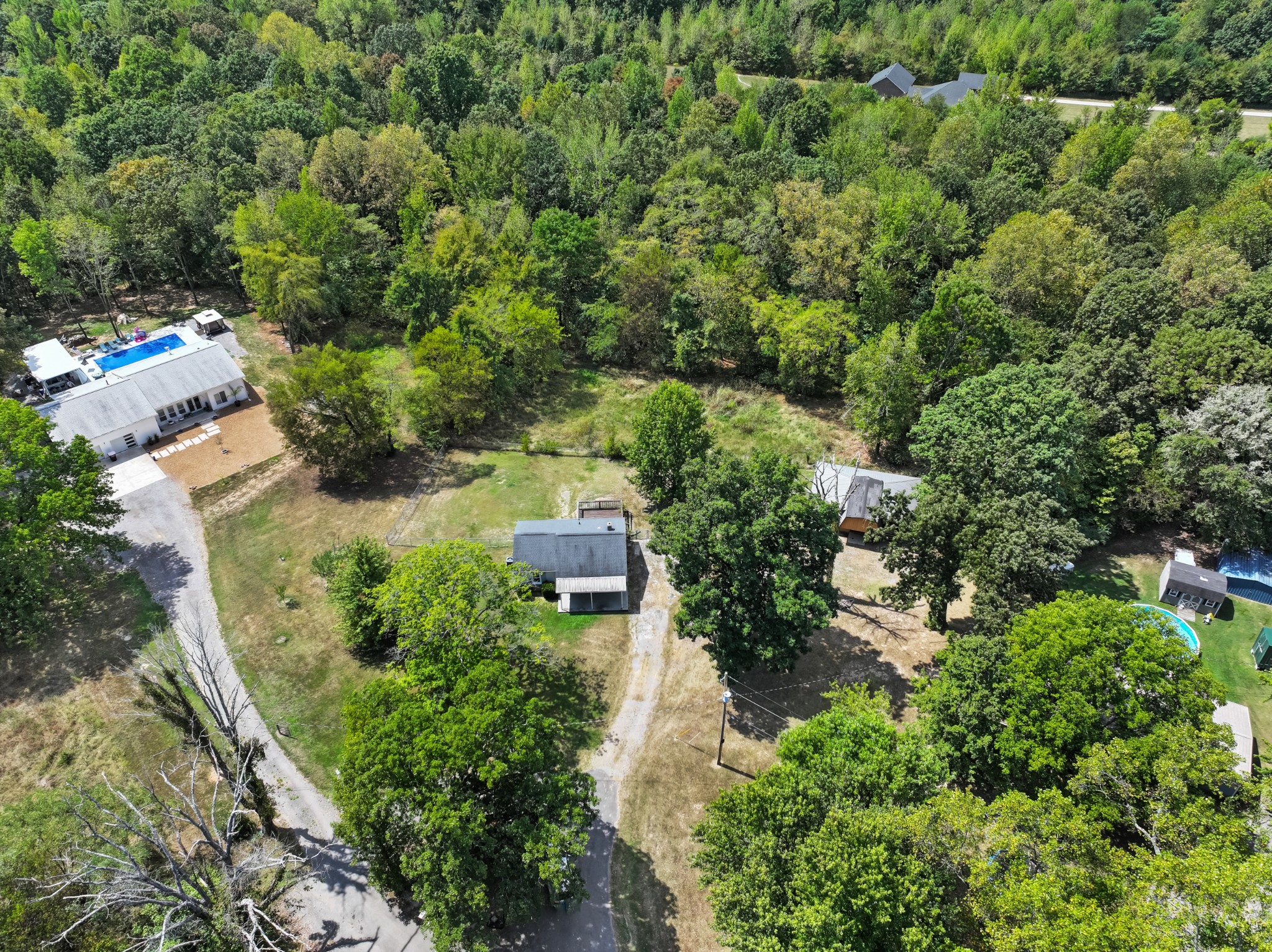 Image 31 of 59 For 11631 Clubview Drive