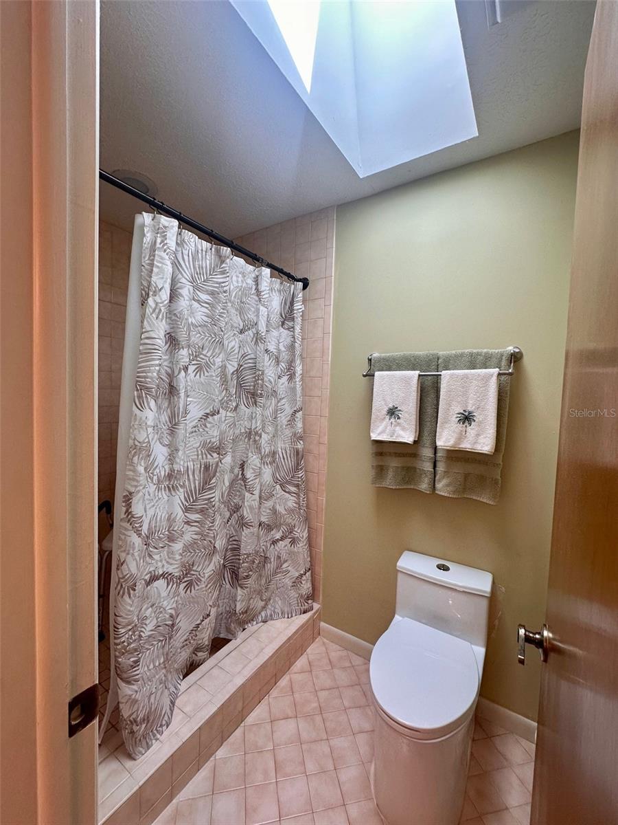 Image 36 of 59 For 11631 Clubview Drive