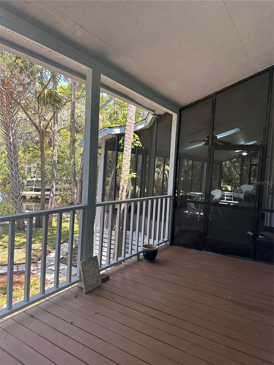 Image 40 of 59 For 11631 Clubview Drive