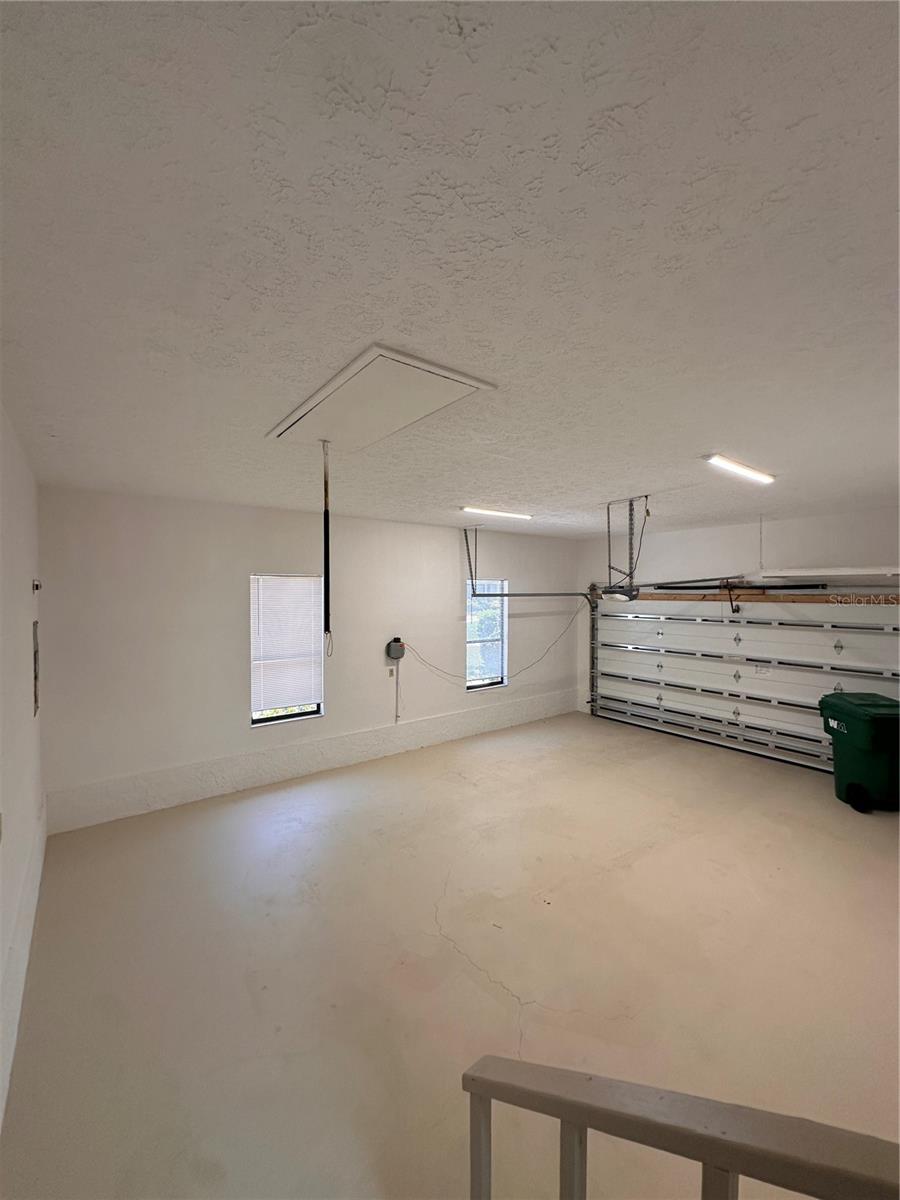 Image 41 of 59 For 11631 Clubview Drive