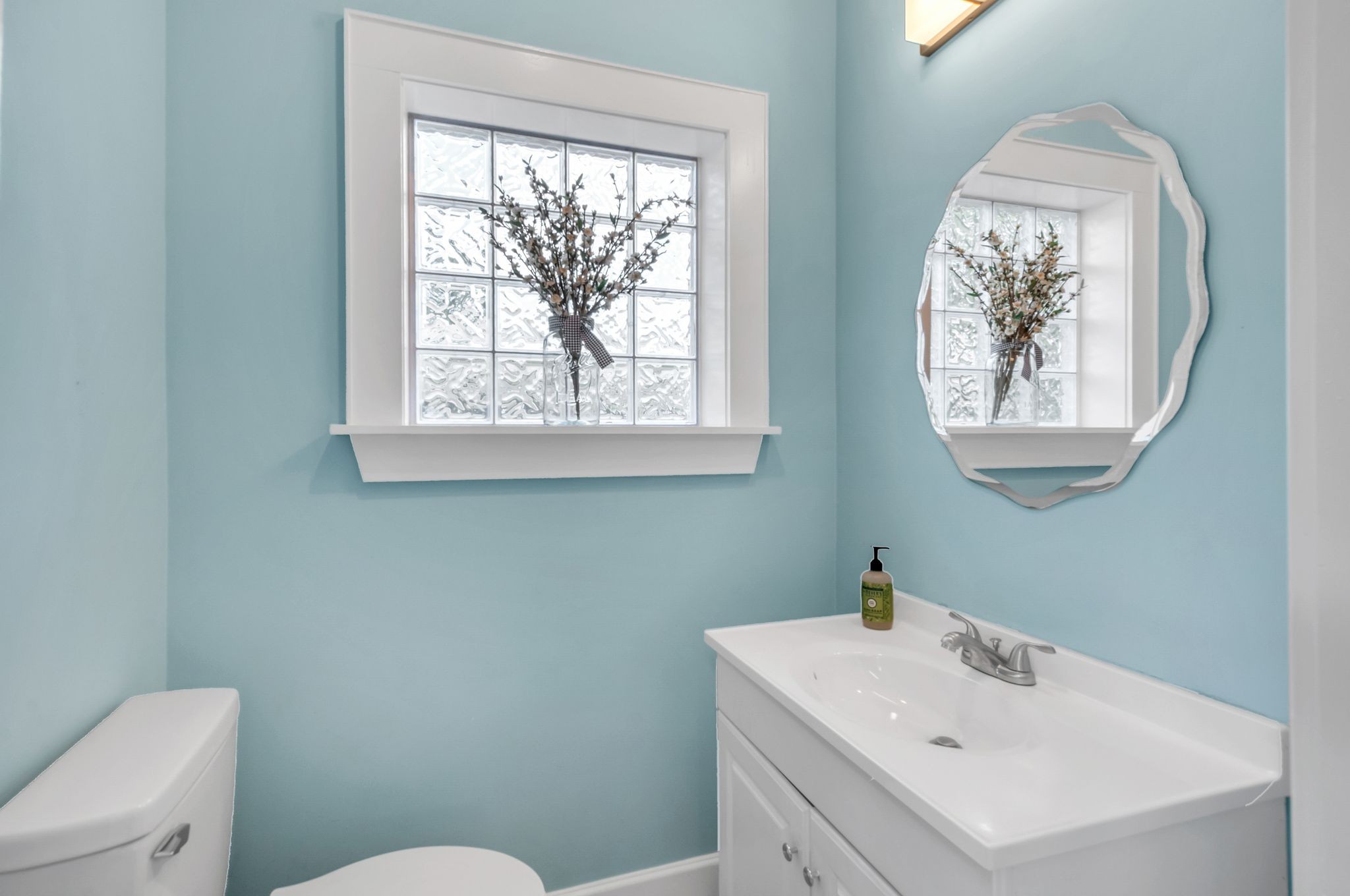 Image 15 of 52 For 5350 82nd Street