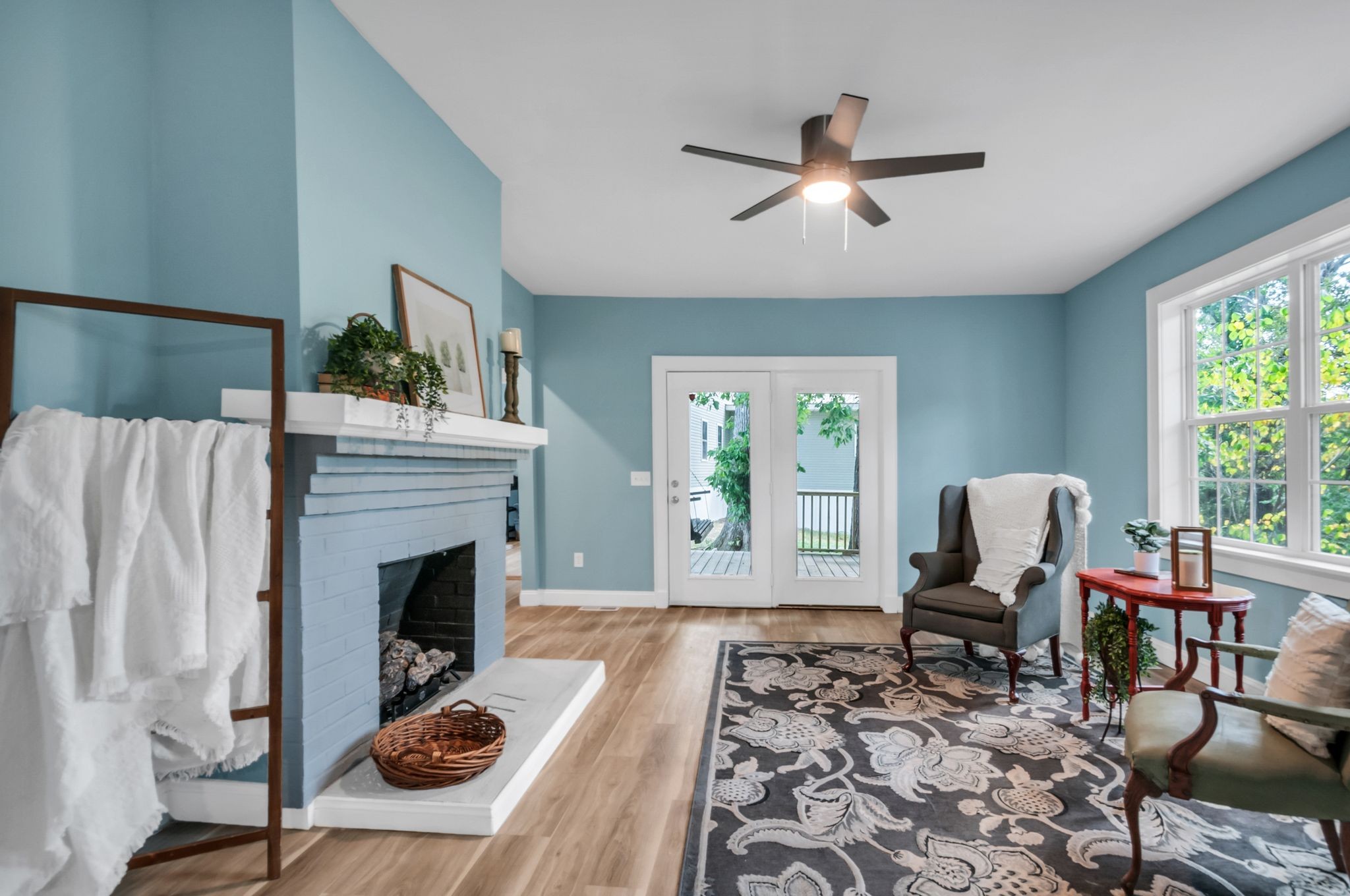 Image 20 of 52 For 5350 82nd Street