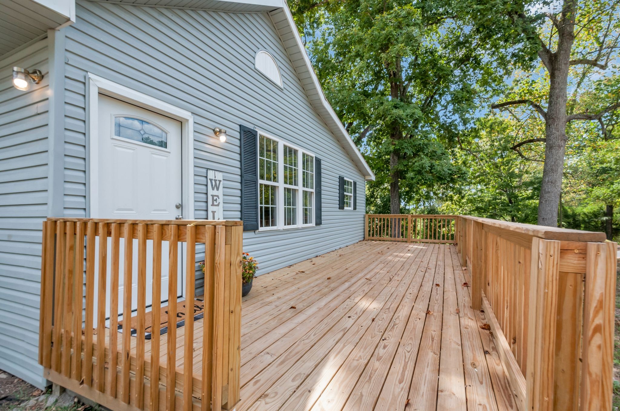 Image 5 of 52 For 5350 82nd Street