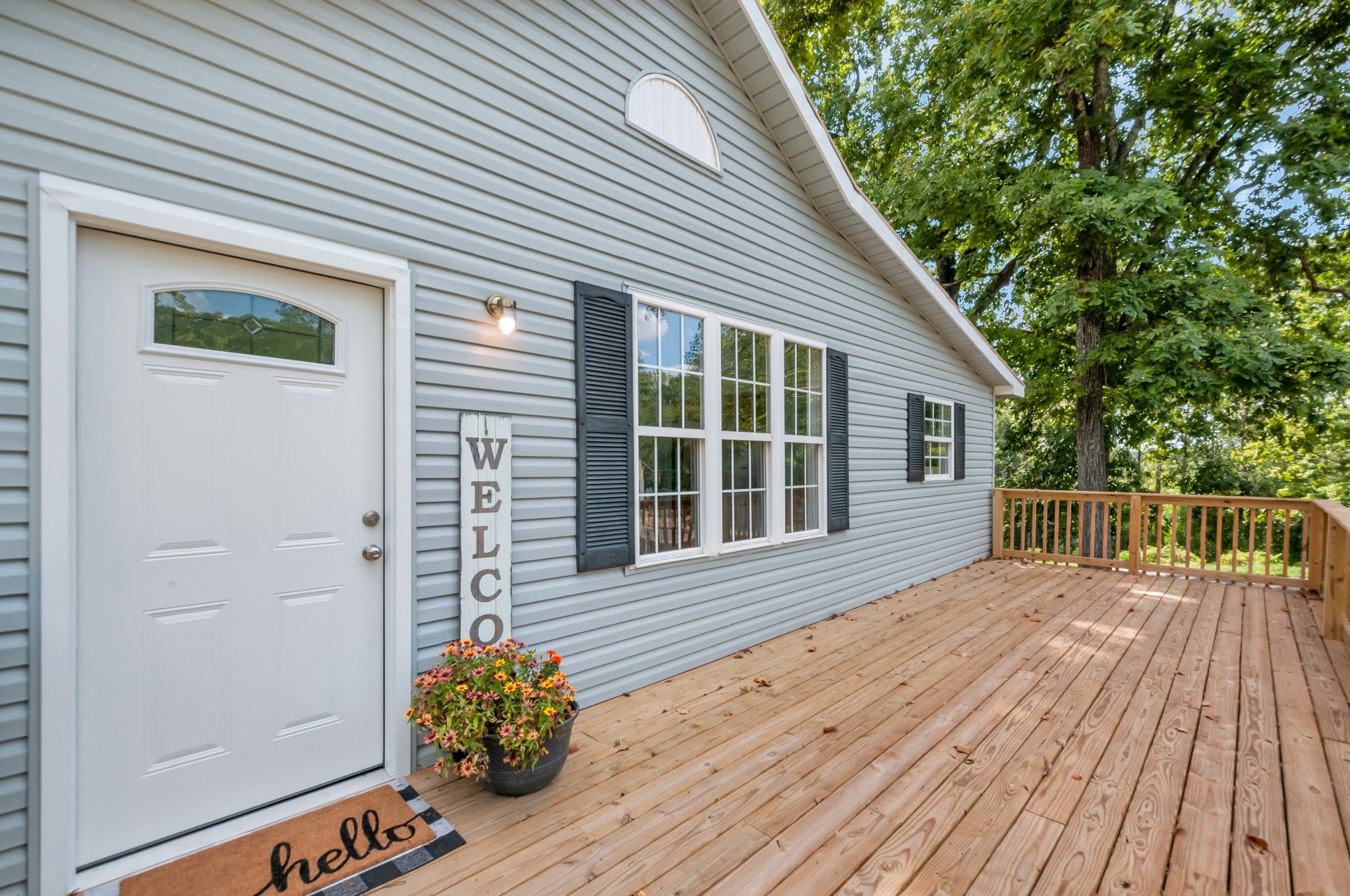 Image 6 of 52 For 5350 82nd Street