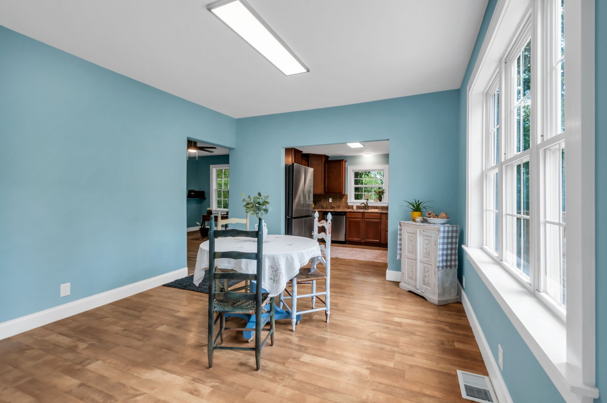 Image 8 of 52 For 5350 82nd Street