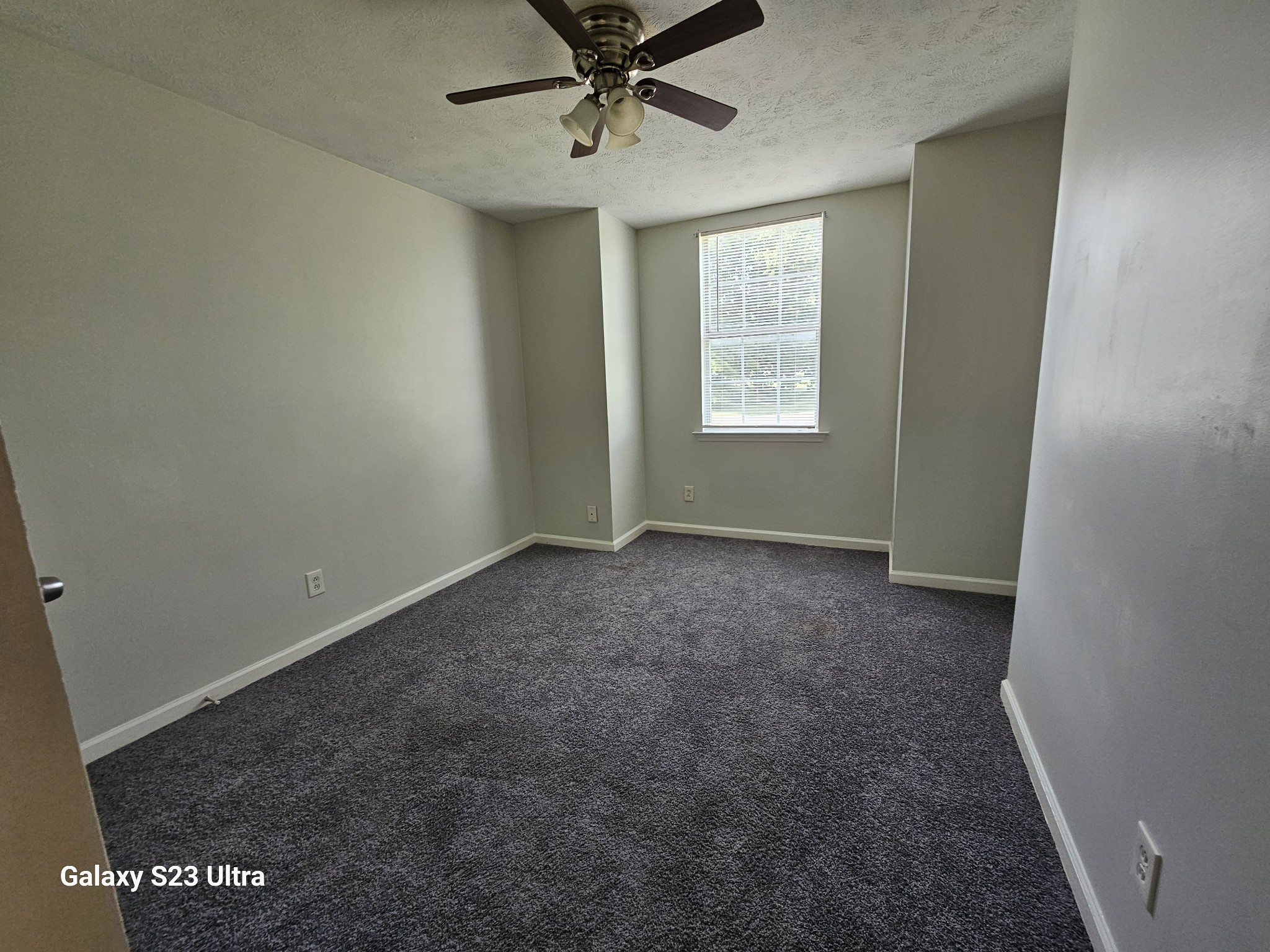 Image 12 of 33 For 8895 57th Court Road
