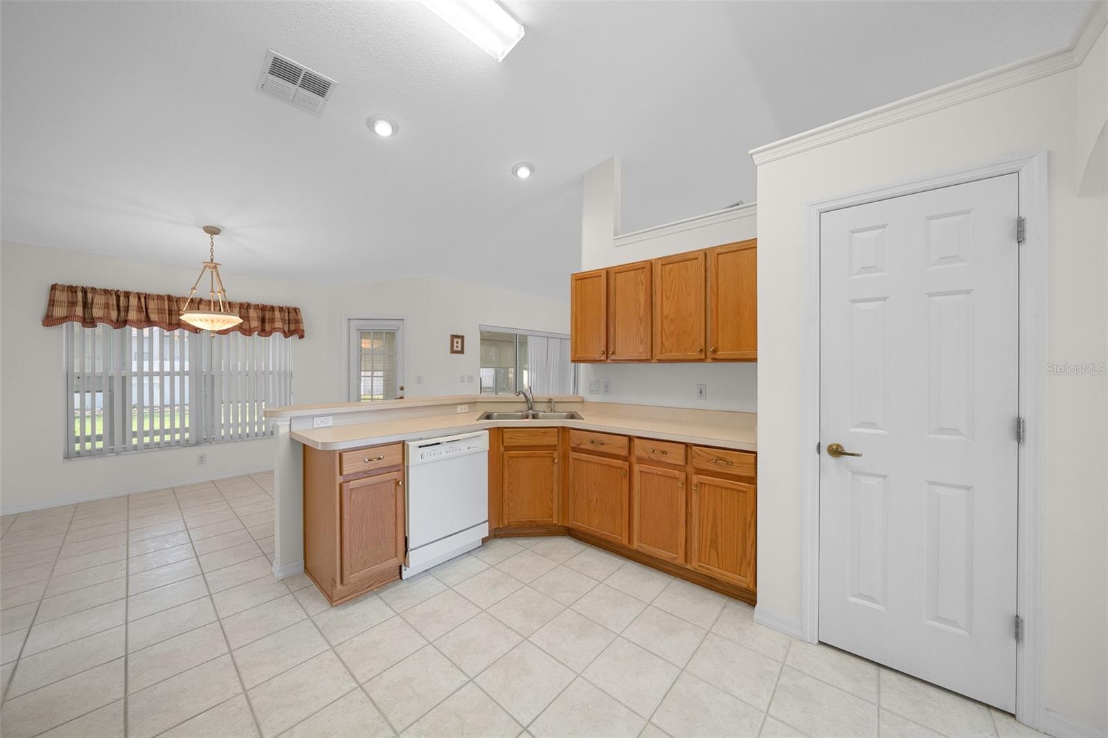 Image 21 of 33 For 8895 57th Court Road