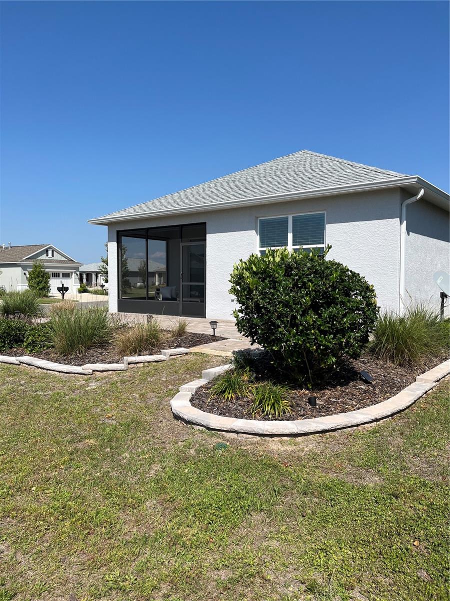 Image 4 of 48 For 7696 86th Court
