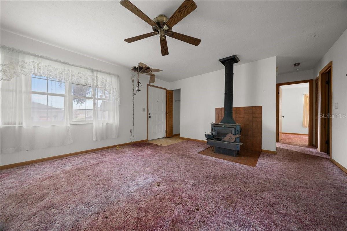 Image 8 of 42 For 6910 52nd Street