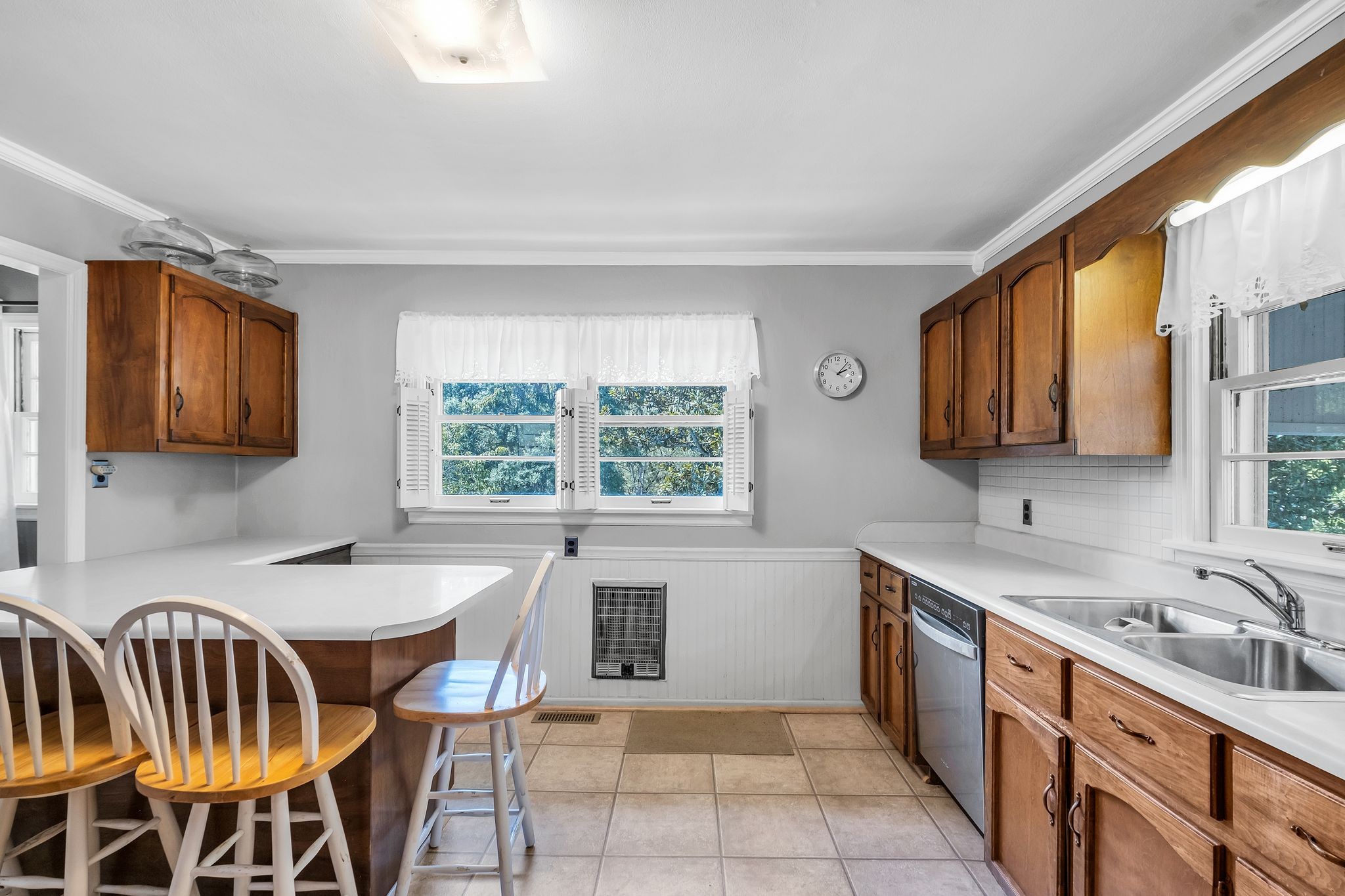 Image 14 of 21 For 9012 91st Circle