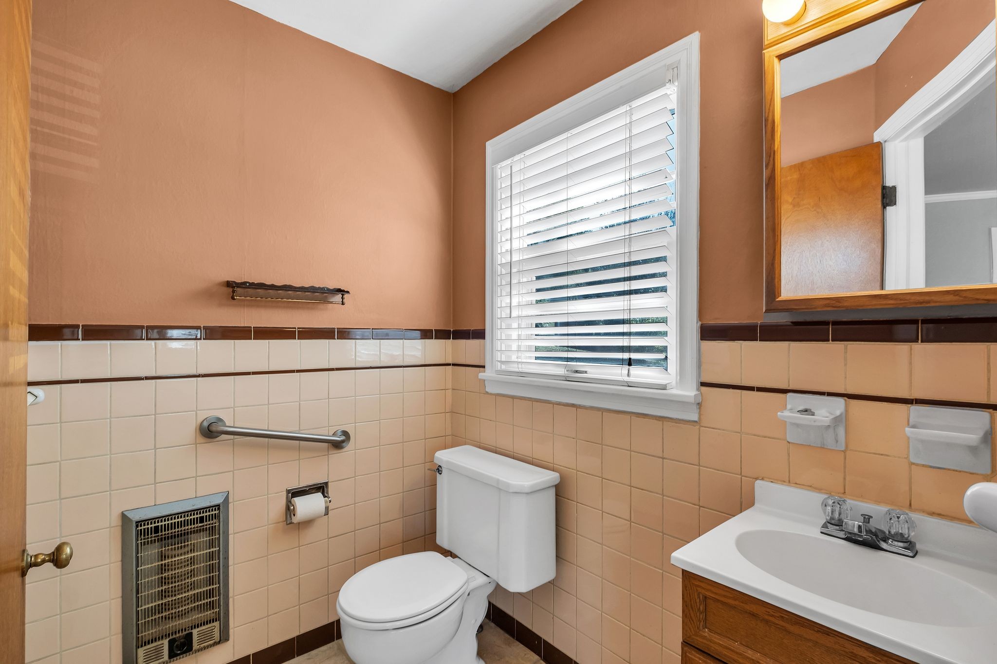 Image 21 of 21 For 9012 91st Circle