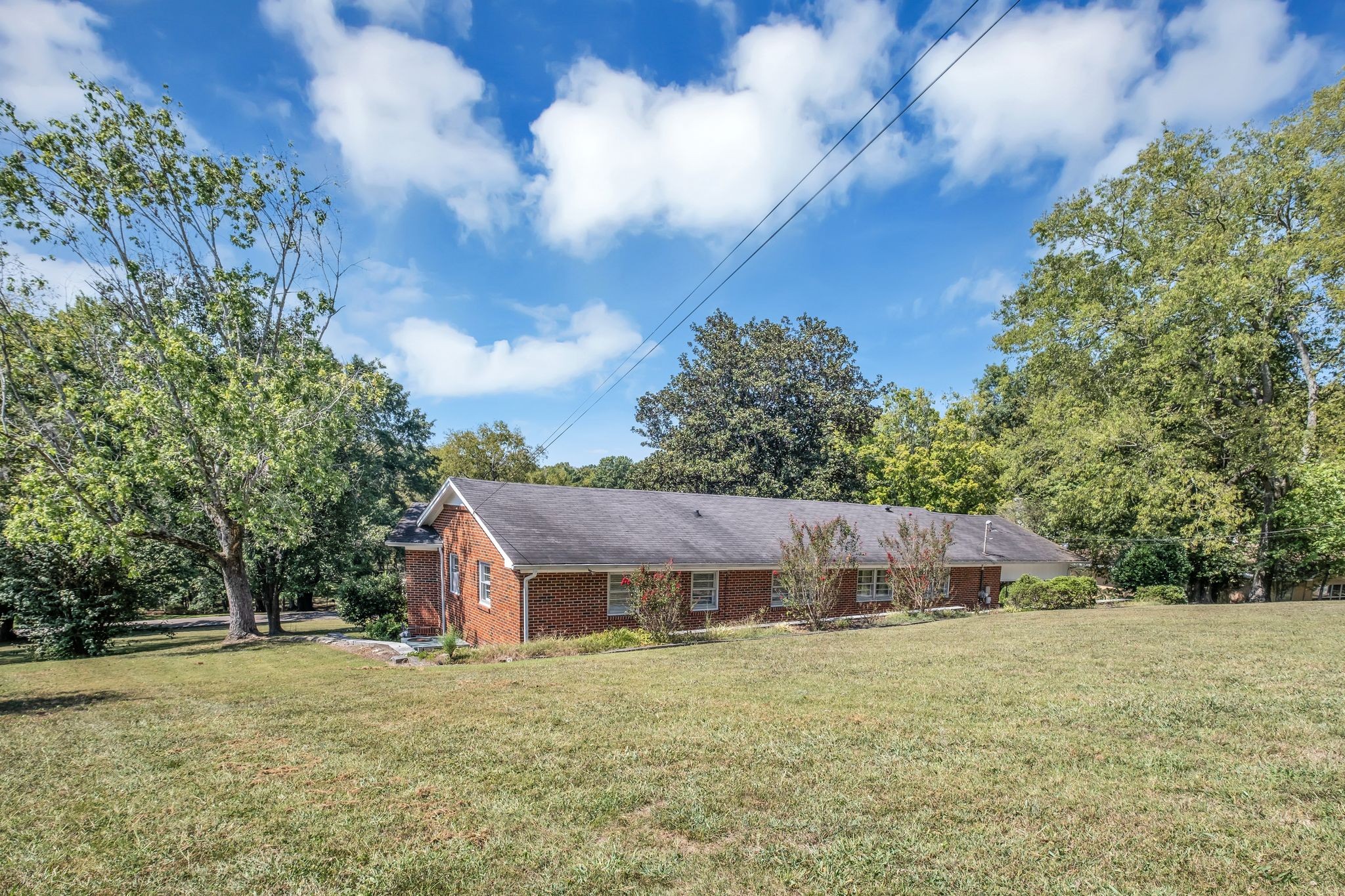 Image 4 of 21 For 9012 91st Circle