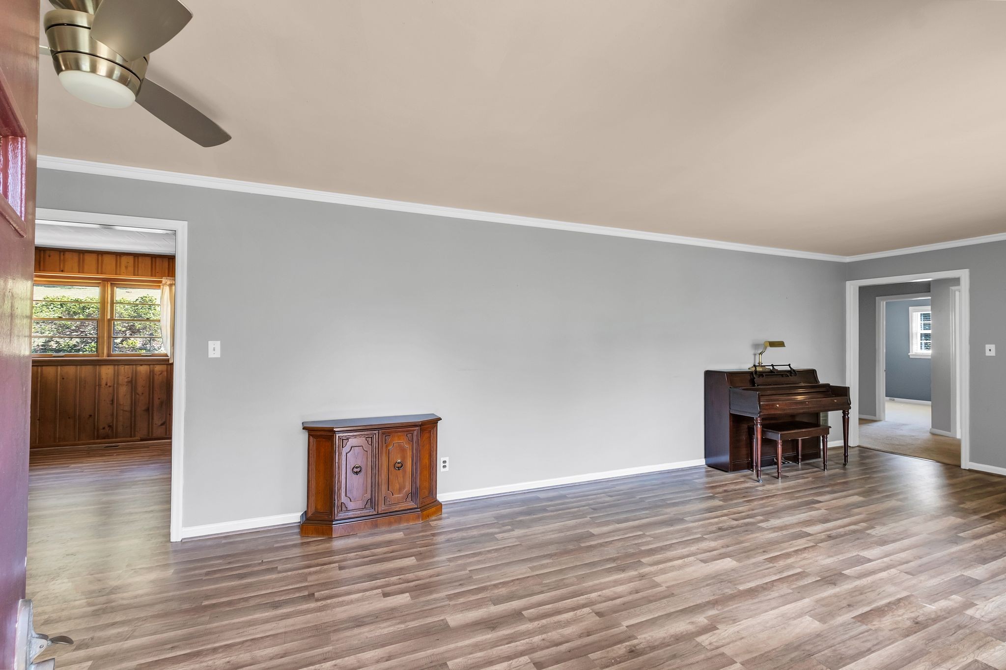 Image 8 of 21 For 9012 91st Circle
