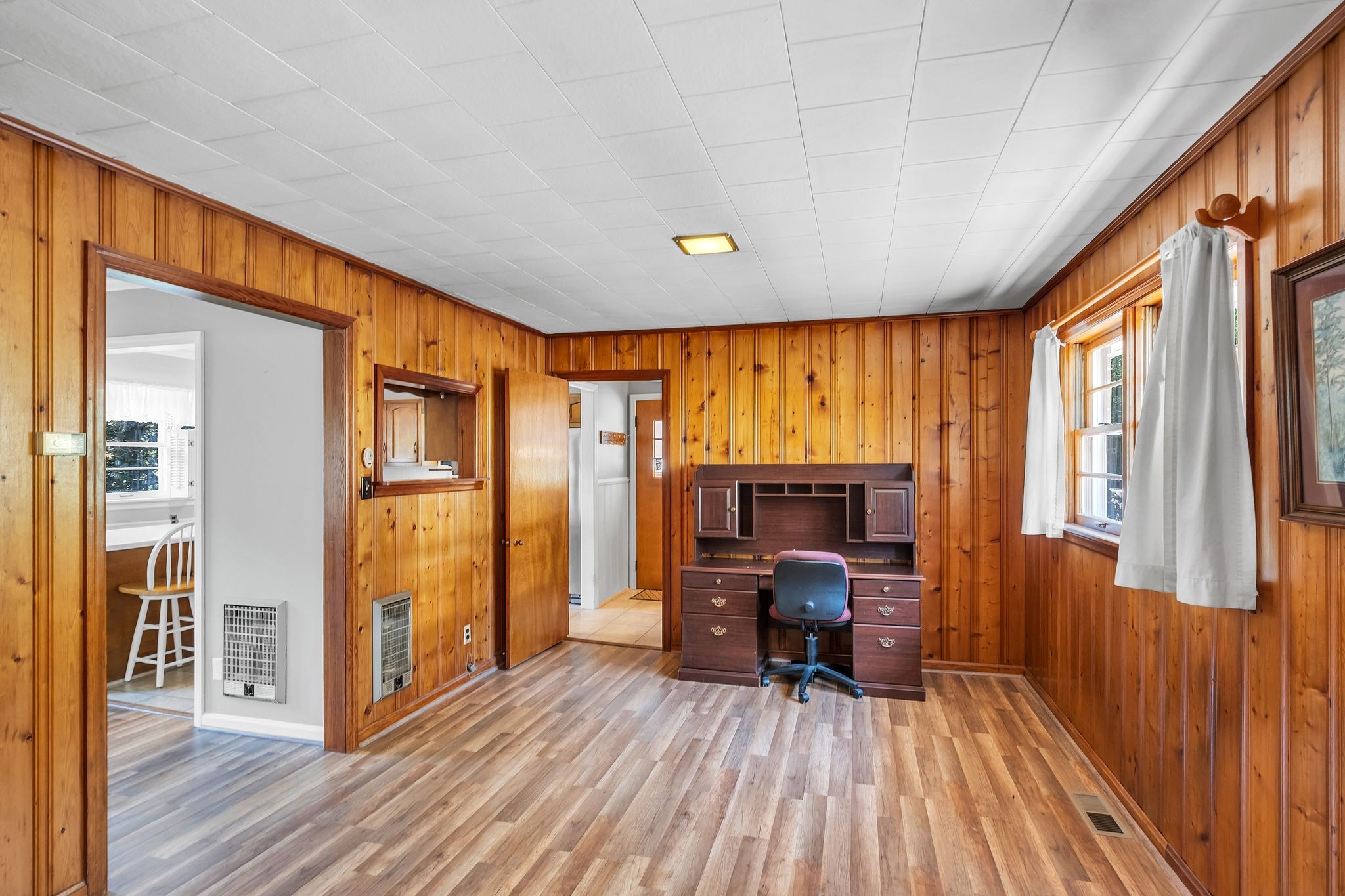 Image 9 of 21 For 9012 91st Circle