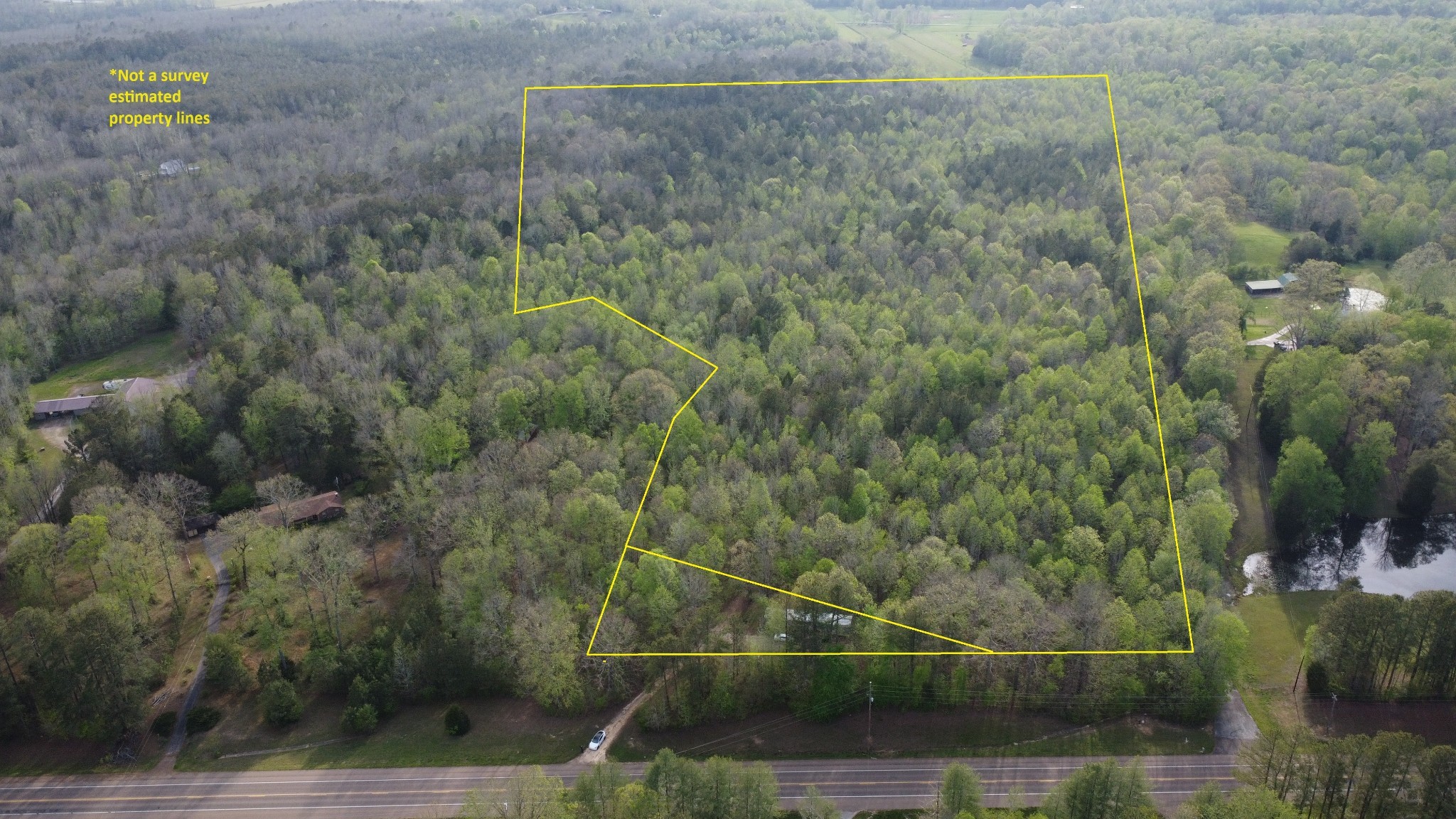 Listing photo id 2 for 2398 Devon Drive