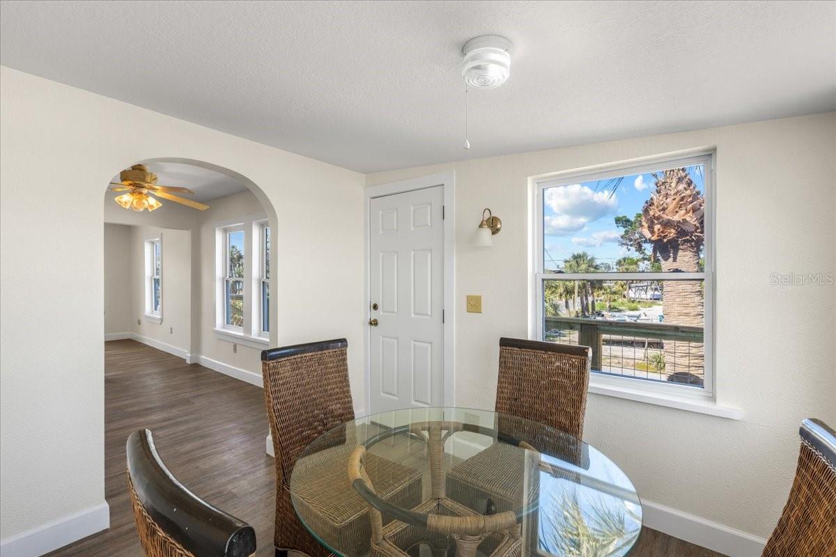 Image 13 of 39 For 57 9th Avenue E