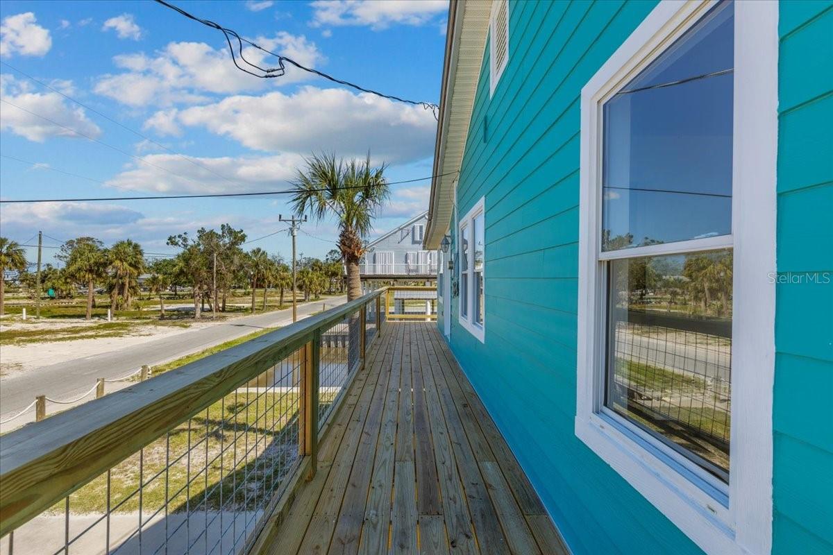 Image 25 of 39 For 57 9th Avenue E