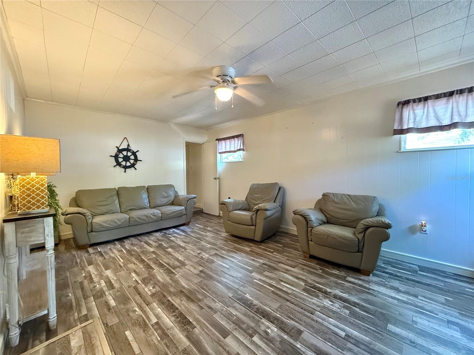 Image 11 of 22 For 25292 132nd Lane