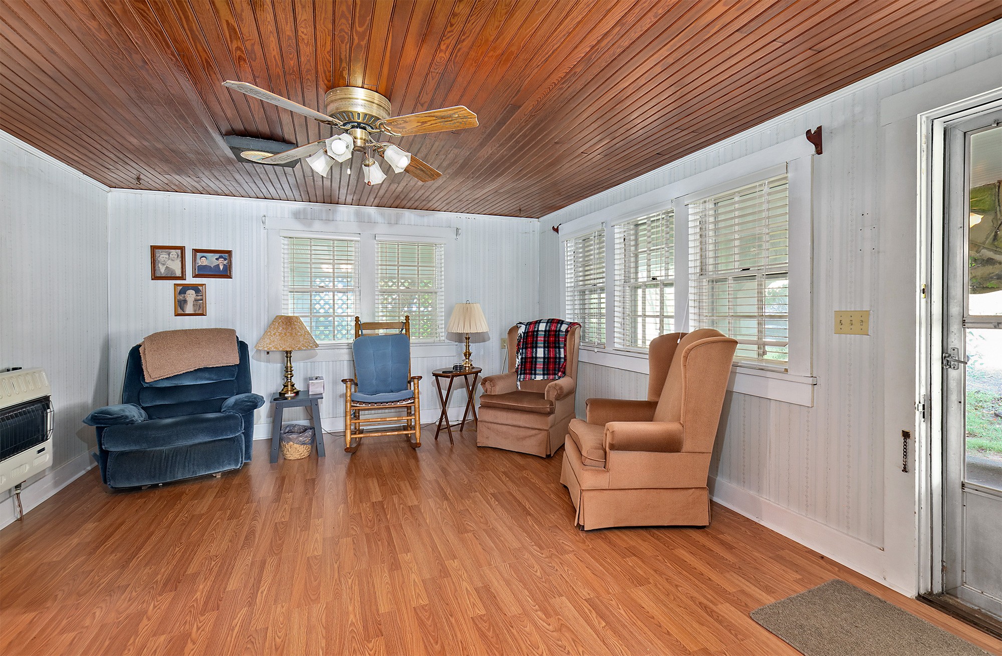 Image 4 of 17 For 18579 26th Street